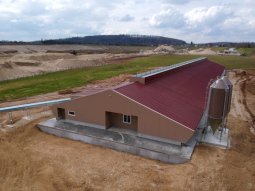 Bâtiment d’élevage pour 12 000 poules Pondeuses Bio – ISÈRE